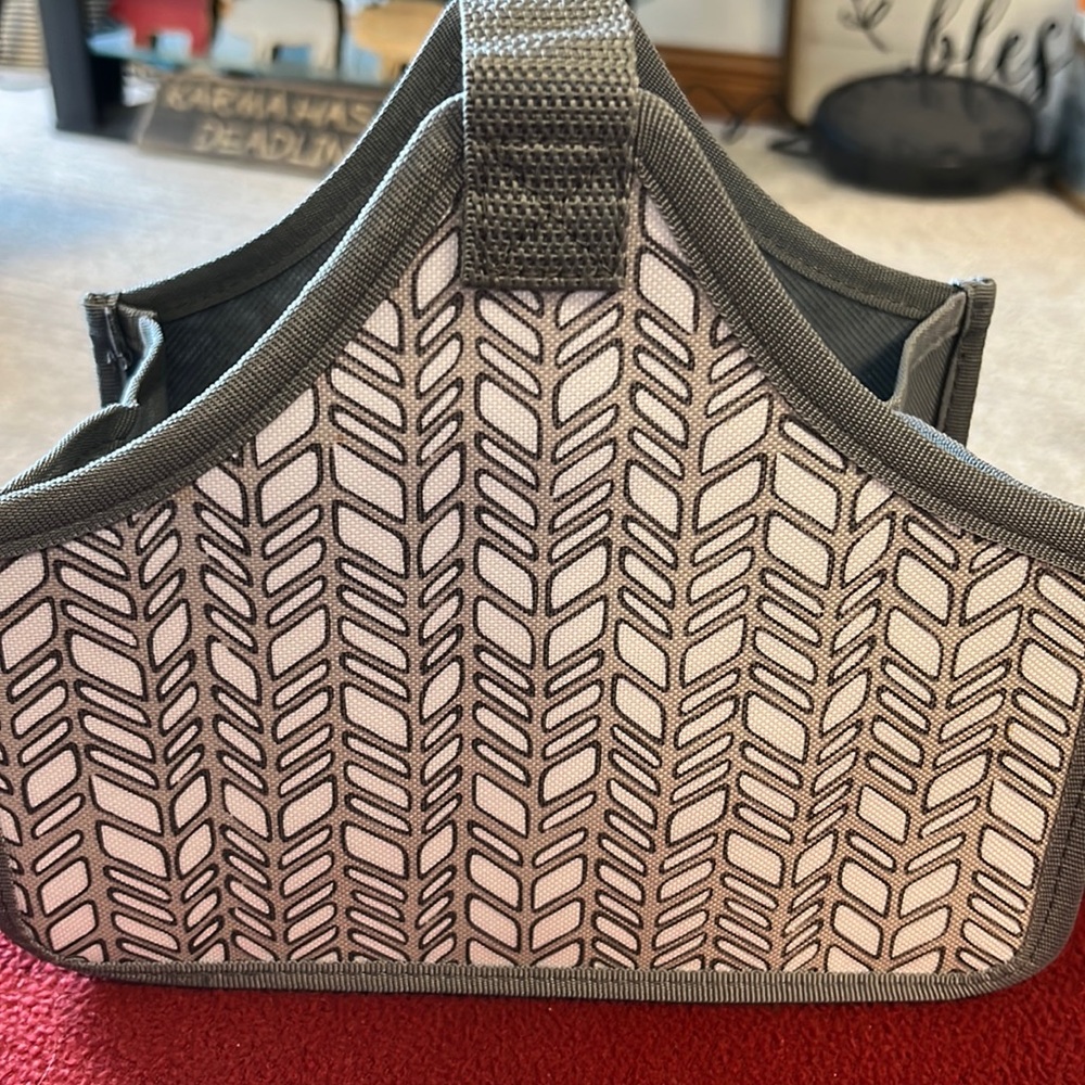 Little storage container
